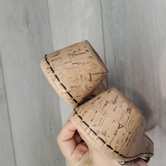 Born B.O.C Womens Wedge Sandals shoes sz 8 - Picture 4 of 9